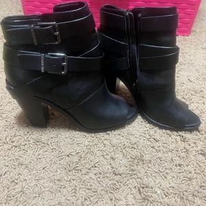 Gianni Bini peep toe bootie